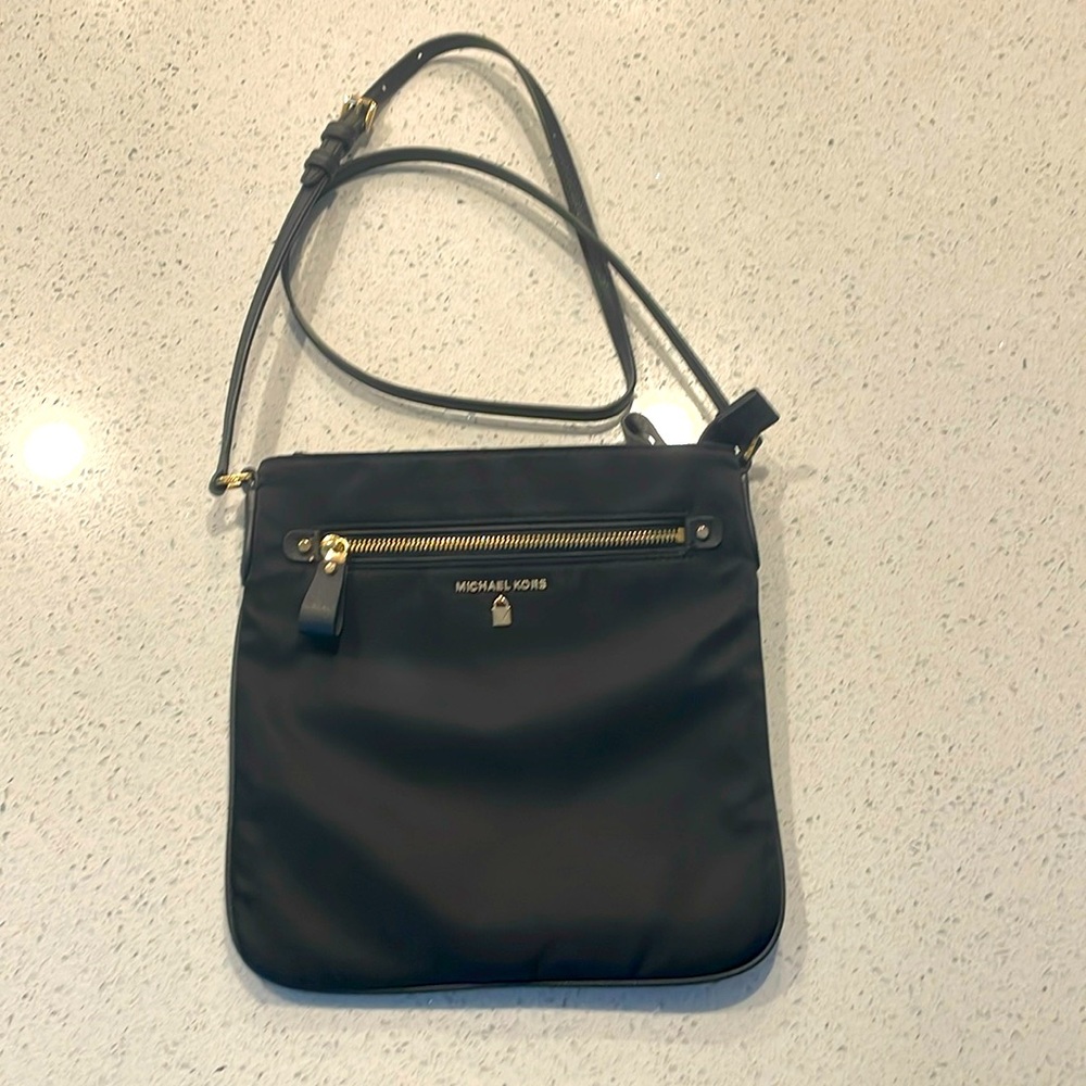 Michael Kors Kelsey Crossbody